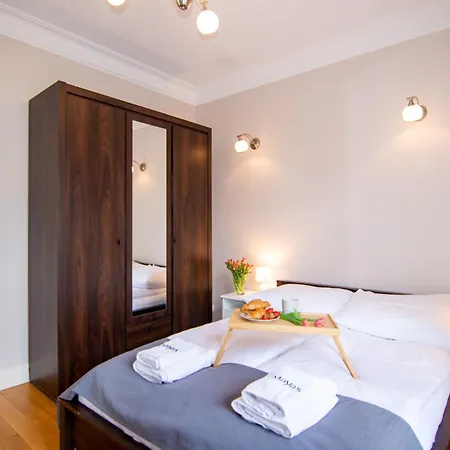 Maya's Flats & - Staromiejski