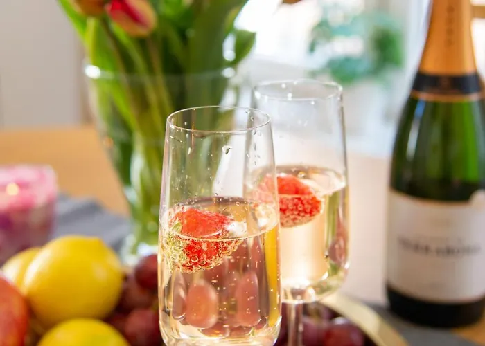 Maya's Flats & - Staromiejski *