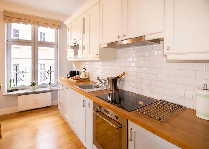 Maya's Flats&resorts - Staromiejski Apartament *