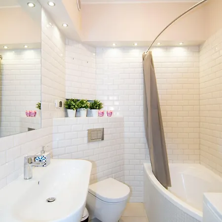 Maya's Flats & - Staromiejski 아파트 *